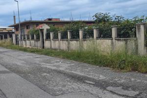Terreno di 900 metri a saline joniche