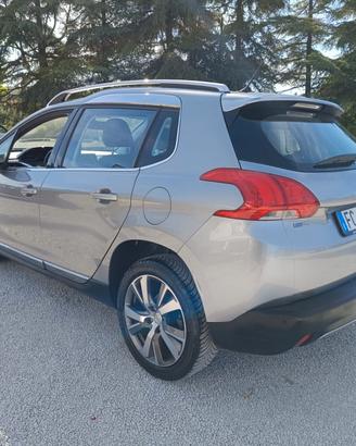 Peugeot 2008 PureTech 110 EAT6 Allure Tua a 177€ a