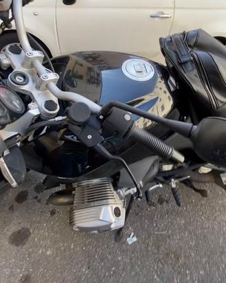 BMW r1200r
