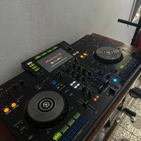 Pioneer XDJ RR + Case rigido incluso
