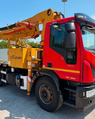 IVECO EUROCARGO 180-280 - pompa calcestruzzo SERMA