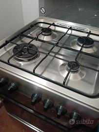 forno 4 fuochi