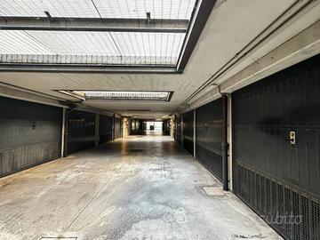 Box / Garage di 42 m² a Bologna