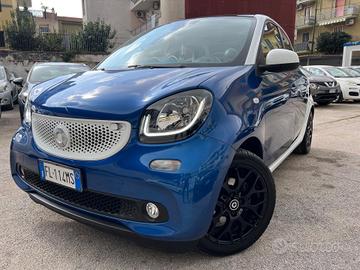 Smart ForFour 70 1.0 Proxy Automatica
