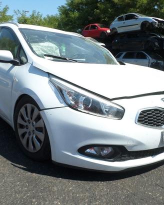 RICAMBI KIA CEE'D SW 1.6CRDI ANNO 2015