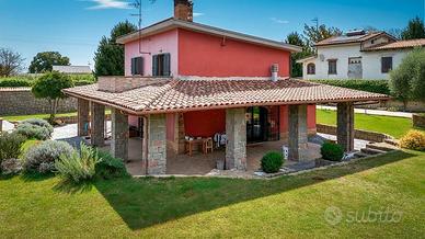 Villa di 150 m² con 4 locali a Zagarolo