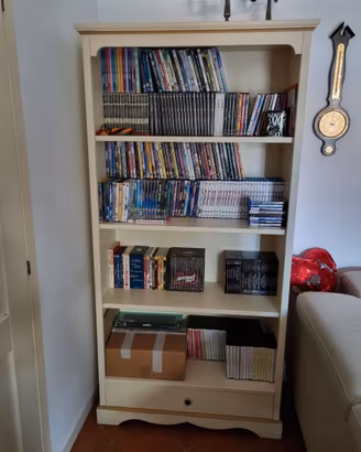 Set Arredo: Libreria e tavolino coordinato