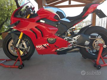 Ducati Panigale V4S 2021  Akrapovic + accessori