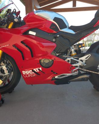 Ducati Panigale V4S 2021  Akrapovic + accessori