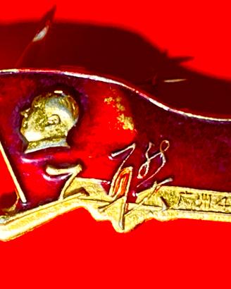 Distintivo spilla cinese in oro di Mao Tse Tung