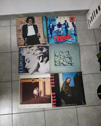 lotto 17 vinili 33 giri Beatles i Pooh Celentano 