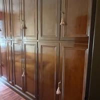 Armadio sette ante in noce massello