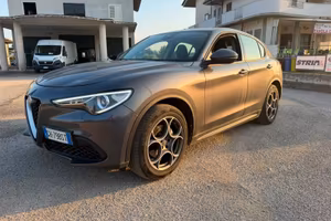 Alfa Romeo Stelvio 2.2 Turbodiesel 190 CV AT8 Q4 B