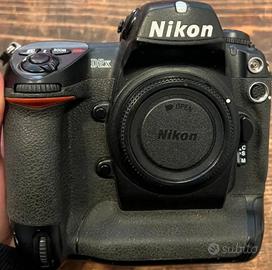 Nikon D2X