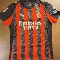 Maglia Milan stagione 25/26 taglia L nuova 