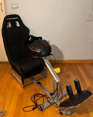 Simulatore di guida Thrustmaster + Playseat