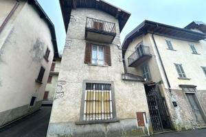 CASA INDIPENDENTE A CAPIZZONE