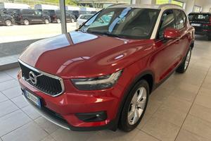 VOLVO XC40 D3 AWD Geartronic Momentum