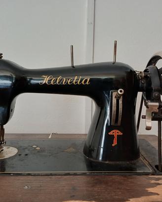 macchina da cucire vintage