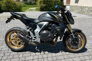 Honda cb 1000 r extreme