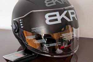 Casco jet BKR nero opaco XS