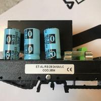 Alimentatore stabilizzato lineare monofase