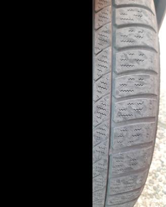 cerchi in lega con gomme invernali