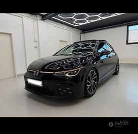 Volkswagen Golf 8 GTI 2.0 TSI DSG