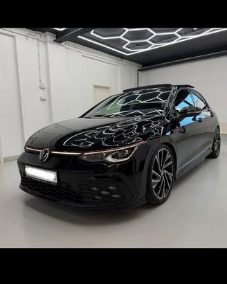 Volkswagen Golf 8 GTI 2.0 TSI DSG