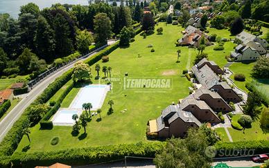 BILOCALE CON VISTA LAGO E PISCINA