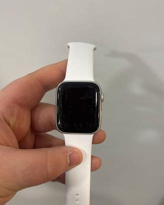 Apple Watch Series 4 white 44mm - 4873