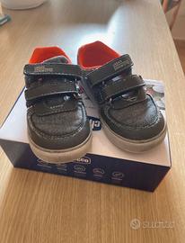 Scarpe Chicco chiusura a strappo n. 23