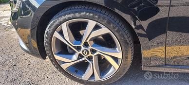 Pneumatico Continental 225/40 R18 W XL Extra Load