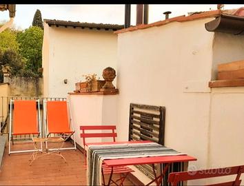 Monolocale ristrutturato con terrazzo