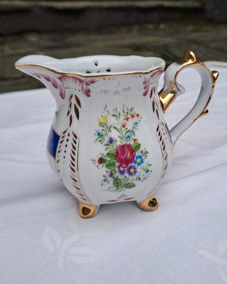 Lattiera Royal Porcelain