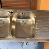 Lavello doppio in acciaio