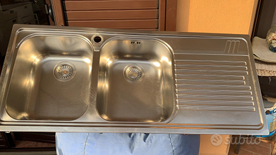 Lavello doppio in acciaio