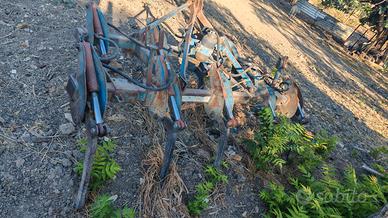 Aratro Nardi Siciltiller idraulico a 9 punte