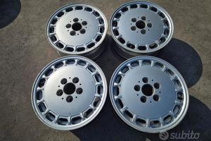 Cerchi In Lega Da 15" Per Mercedes 190E - W124