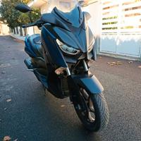 Moto Yamaha xmax 125