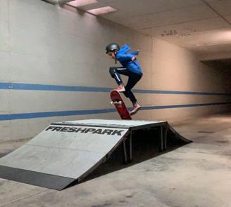 Rampe skateboard Freshpark + Grind Rail