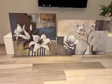 Coppia di quadri floreali decorativi
