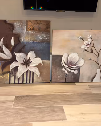 Coppia di quadri floreali decorativi