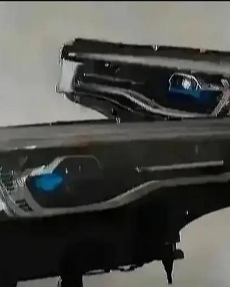 BMW X7 G07 Fari Laser