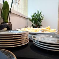 Cameriere esperto barista