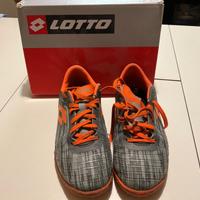 Scarpe Lotto  calcio/ calcetto bambino numero 33