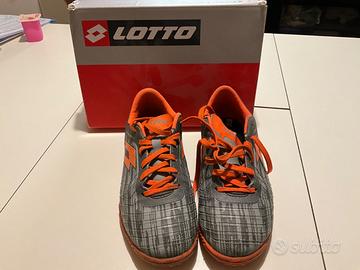 Scarpe Lotto  calcio/ calcetto bambino numero 33