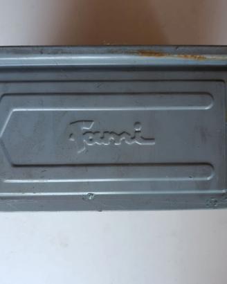 Contenitore in metallo