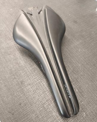 sella fizik Antares r5 versus evo