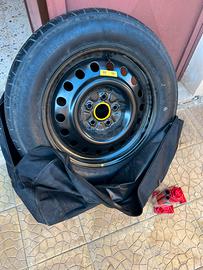Ruota di scorta per Rav 4